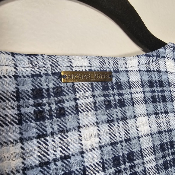 Michael Kors Women's Large Plaid Bell-Sleeve Top Chambray‎ V-Neck - Picture 4 of 9